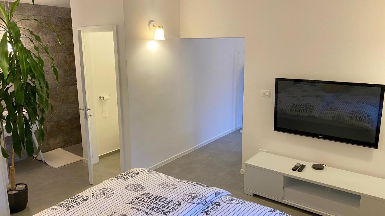 Ferienwohnung Sea View Olive Retreat Portorož Exterior foto