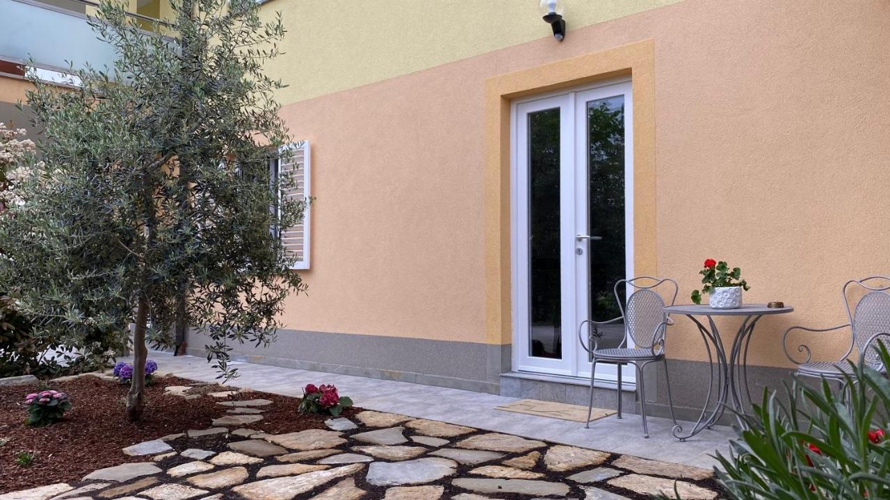 Ferienwohnung Sea View Olive Retreat Portorož Exterior foto