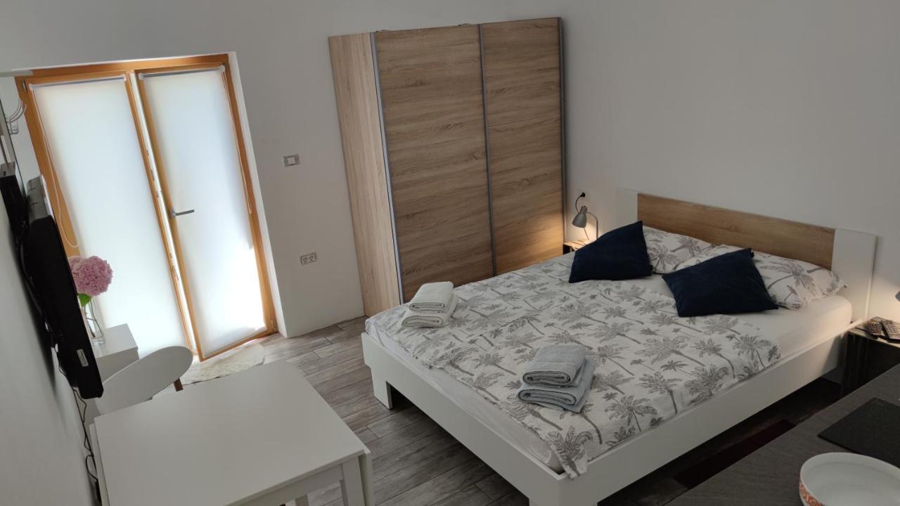 Ferienwohnung Sea View Olive Retreat Portorož Exterior foto