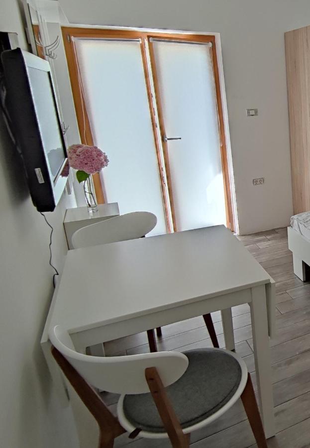 Ferienwohnung Sea View Olive Retreat Portorož Exterior foto