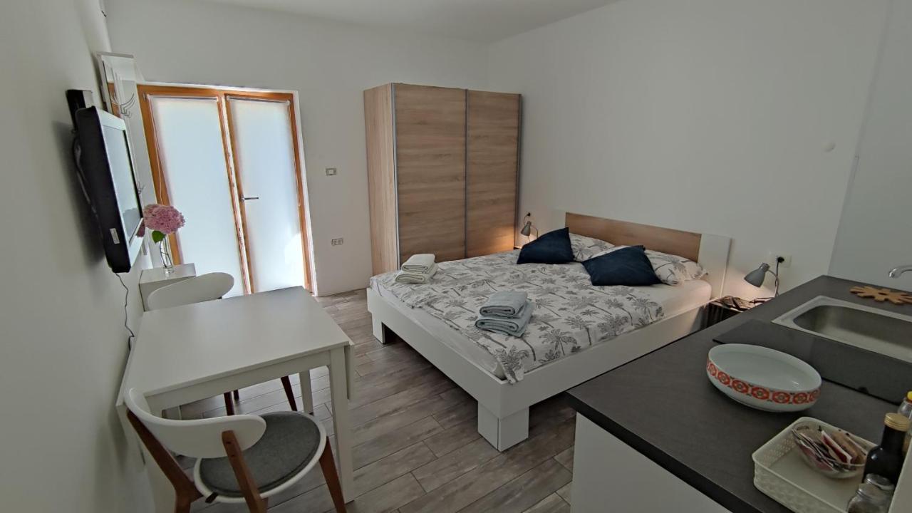 Ferienwohnung Sea View Olive Retreat Portorož Exterior foto